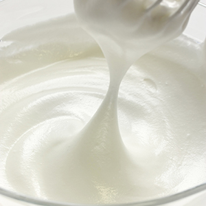 北海道産生乳を100%使用した純粋な生クリームを使用